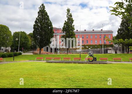 Rathaus Haugesund in Norwegen. Gebäude der lokalen Regierung. Stockfoto