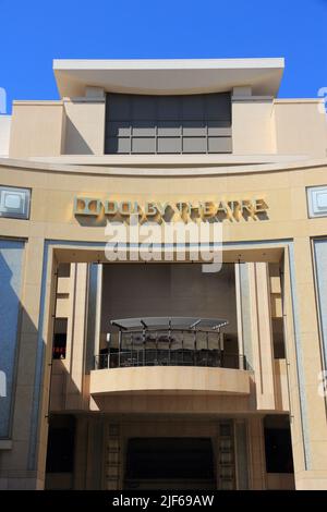 LOS ANGELES, USA - April 5, 2014: Dolby Theatre in Hollywood. Ehemals Kodak Theater bekannt, es ist die Heimat der Academy Awards Zeremonien. Stockfoto