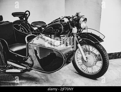 Klassisches Sidecar Motorrad restauriert. Ural Stockfoto