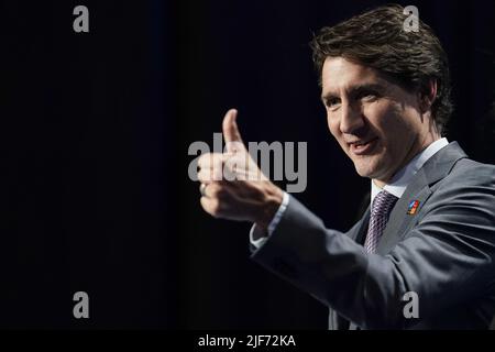 Madrid, Spanien. 30.. Juni 2022. Kanadas Premierminister Justin Trudeau hält am letzten Tag eines NATO-Gipfels in Madrid, Spanien, am Donnerstag, 30. Juni 2022, eine Pressekonferenz. Foto von Paul Hanna/UPI Credit: UPI/Alamy Live News Stockfoto