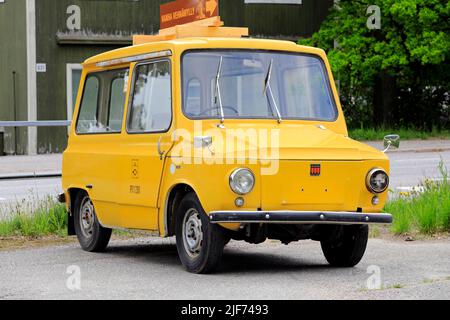 Kalmar KVD440/441 Jahr 1971, auch bekannt als Tjorven oder DAF Kalmar, Lieferwagen für die Lieferungen von Postverket, Swedish Mail gebaut. Rihikoski, FI Stockfoto