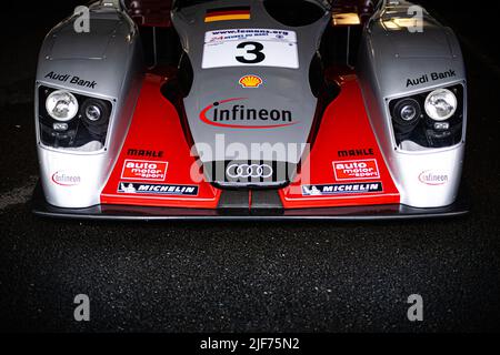 Le Mans, Frankreich, 29/06/2022, Le Mans, Frankreich, 29/06/2022, Audi R8 LMP während der Le Mans Classic 2022 vom 30. Juni bis 3. Juli 2022 auf dem Circuit des 24 Heures du Mans, in Le Mans, Frankreich - Foto Damien Saulnier / DPPI Stockfoto