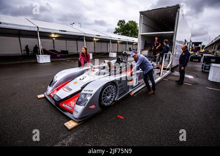 Le Mans, Frankreich, 29/06/2022, Le Mans, Frankreich, 29/06/2022, Audi R8 LMP während der Le Mans Classic 2022 vom 30. Juni bis 3. Juli 2022 auf dem Circuit des 24 Heures du Mans, in Le Mans, Frankreich - Foto Damien Saulnier / DPPI Stockfoto