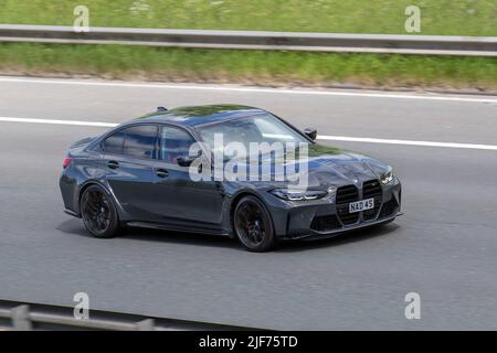 2021 Gray BMW M3 Competition M XDRIVE Auto M4 2993cc Benzinlimousine; Fahren auf der M6 Motorway UK Stockfoto