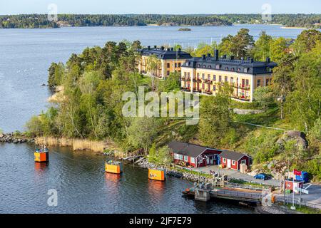 Moderne Apartmenthäuser auf der Insel Rindö im Stockholmer Archipel, Schweden Stockfoto