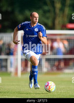 Henning MATRICIANI (GE) Action, Fußball-Testspiel VfB Huels - FC Schalke 04 (GE) 0:14, am 29.. Juni 2022 in Marl/Deutschland. #Die DFL-Vorschriften verbieten die Verwendung von Fotos als Bildsequenzen und/oder quasi-Video # Â Stockfoto