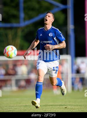 Sebastian POLTER (GE) Action, Mimik, Fußball-Testspiel VfB Huels - FC Schalke 04 (GE) 0:14, am 29.. Juni 2022 in Marl/Deutschland. #Die DFL-Vorschriften verbieten die Verwendung von Fotos als Bildsequenzen und/oder quasi-Video # Â Stockfoto