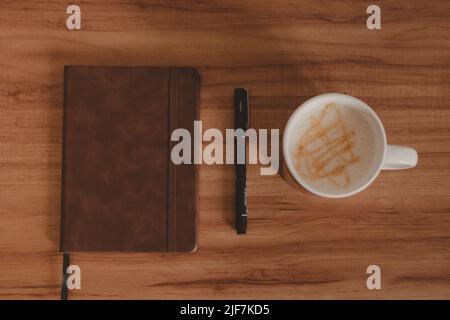 Minimalistisches Konzept, Schreibtisch Stockfoto