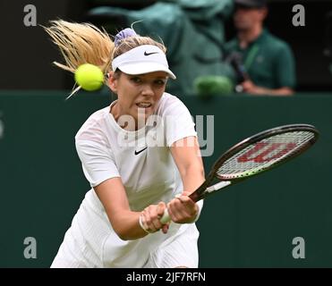 London, Gbr. 30.. Juni 2022. London Wimbledon Championships Day 4 30/06/2022 Katie Boulter (GBR) gewinnt die zweite Runde. Quelle: Roger Parker/Alamy Live News Stockfoto