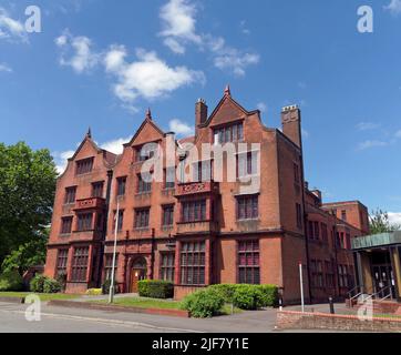 Aberdare Hall, Studentenwohnheim. Universität Cardiff. Viktorianischer roter Backstein, 2022. Juni, Sommer. Stockfoto