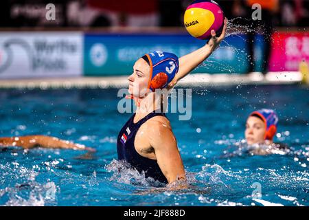 BUDAPEST, UNGARN - 30. JUNI: Brigitte Sleeking of the Netherlands während der FINA World Championships Budapest 2022 Halbfinalspiel Ungarn gegen Niederlande am 30. Juni 2022 in Budapest, Ungarn (Foto: Albert ten Hove/Orange Picturs) KNZB Stockfoto