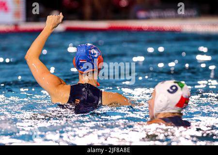 BUDAPEST, UNGARN - 30. JUNI: Brigitte Sleeking of the Netherlands feiert während der FINA World Championships Budapest 2022 Halbfinalspiel Ungarn gegen Niederlande am 30. Juni 2022 in Budapest, Ungarn (Foto: Albert ten Hove/Orange Picturs) KNZB Stockfoto