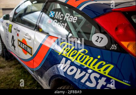 Goodwood, Großbritannien. 26.. Juni 2022. 2001 McRae und Grist Ford Focus WRC im Fahrerlager beim Goodwood Festival of Speed auf dem Goodwood Circuit, Goodwood, Großbritannien, am Sonntag, 26. Juni 2022. Foto von Phil Hutchinson. Nur zur redaktionellen Verwendung, Lizenz für kommerzielle Nutzung erforderlich. Keine Verwendung bei Wetten, Spielen oder Veröffentlichungen einzelner Clubs/Vereine/Spieler. Kredit: UK Sports Pics Ltd/Alamy Live Nachrichten Stockfoto