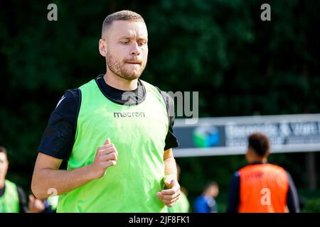 WENUM-WIESEL, NIEDERLANDE - 30. JUNI: Sverrir Ingi Ingason von PAOK Saloniki während einer Trainingssitzung von PAOK Saloniki im Sportpark Wiesel am 30. Juni 2022 in Wenum-Wiesel, Niederlande (Foto: Rene Nijhuis/Orange Picturs) Stockfoto