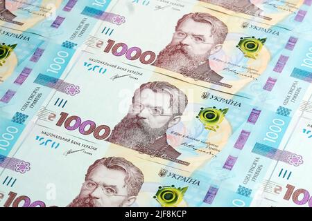 Seitenansicht Banknoten von 1000 ukrainischen Griwna Stockfoto