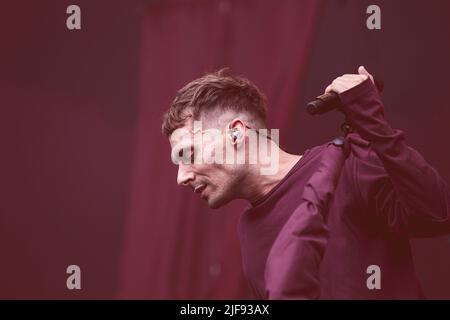 Stockholm, Schweden. 08. September 2017. Oskar Linnros spielt auf der Bühne des Popaganda Festivals in Stockholm. (Foto von Valeria Magri/SOPA Images/Sipa USA) Quelle: SIPA USA/Alamy Live News Stockfoto