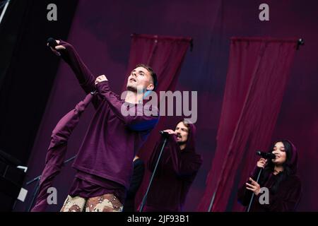 Stockholm, Schweden. 08. September 2017. Oskar Linnros spielt auf der Bühne des Popaganda Festivals in Stockholm. (Foto von Valeria Magri/SOPA Images/Sipa USA) Quelle: SIPA USA/Alamy Live News Stockfoto