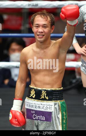Tokio, Japan. 29.. Juni 2022. Yuki Uchida Boxen : 6R leichte Fliegengewicht Kampf in Korakuen Hall in Tokio, Japan . Kredit: YUTAKA/AFLO SPORT/Alamy Live Nachrichten Stockfoto