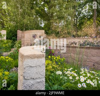 Der Mind Garden, der von Andy Sturgeon auf der Chelsea Flower Show in London entworfen wurde. Entworfen von Andy Sturgeon. Stockfoto