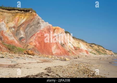 Der berühmte Moshup Strand und schwule Klippen in Aquinnah Massachusetts an einem sonnigen Tag auf Martha's Vineyard. Stockfoto