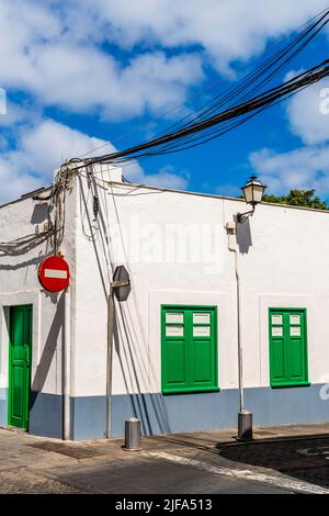 Weiß getünchte Architektur in Arrecife, Hauptstadt von Lanzarote, Kanarische Inseln, Spanien Stockfoto