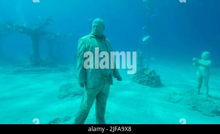 Museum der Unterwasserskulptur Ayia Napa (MUSAN) . Kunstwerk Bildhauer Jason deCaires Taylor. Mittelmeer, Ayia Napa, Zypern Stockfoto