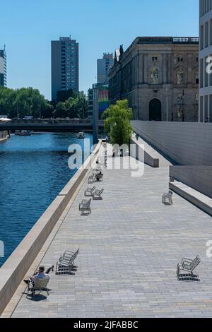 Stadt beim Humboldt Forum in Berlin, Deutschland Stockfoto