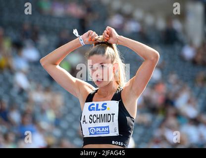 Alica SCHMIDT (SCC Berlin/ 3.. Platz) Geste, Geste, Frauen-Finale 400m am 26.. Juni 2022 Deutsche Leichtathletik-Meisterschaften 2022, ab 25.. Juni. - 06/26/2022 in Berlin. ÃÂ Stockfoto