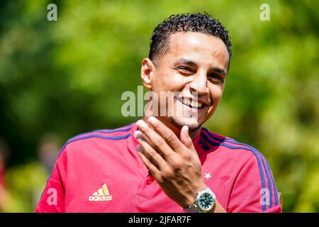 De Lutte, Niederlande. 01.. Juli 2022. DE LUTTE, NIEDERLANDE - 1. JULI: Mohamed Ihattaren von Ajax während einer Pressekonferenz im Landhuishotel De Bloemenbeek am 1. Juli 2022 in De Lutte, Niederlande (Foto von Rene Nijhuis/Orange Picics) Quelle: Orange Pics BV/Alamy Live News Stockfoto