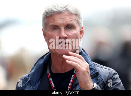 Ex-F1-Fahrer David Coulthard während der ersten Trainingseinheit F1 des British Grand Prix, des British Grand Prix 2022 in Silverstone, Towcester. Bilddatum: Freitag, 1. Juli 2022. Stockfoto