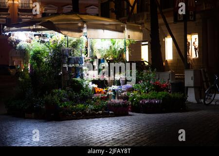 Italienischer Blumenladen Stockfoto