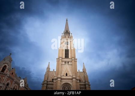 Bild der Kathedrale von Novi Sad. Die Kirche „Name Mariens“ ist eine römisch-katholische Pfarrkirche, die dem Fest des Heiligen Namens Mariens gewidmet ist. Es ist Th Stockfoto