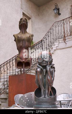 Schweiz, Kanton Friborg, Gruyeres, mittelalterliche Stadt, HR Giger Museum, Hans Ruedi Giger, Schweizer Künstler, Designer der Kreatur und Dreharbeiten für den Film Alien Stockfoto