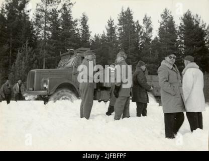 Probe mit beladen Geländewagen 939 an der Army Motor School. Wintertest in Sveg im März 1962. Stockfoto