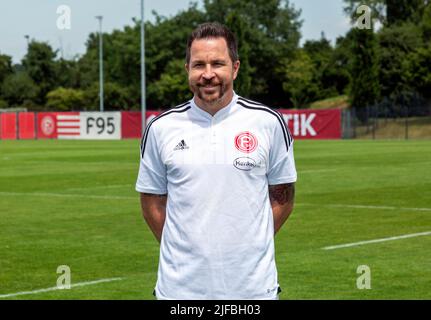 Fußball, 2. Bundesliga, 2022/2023, Fortuna Düsseldorf, Merkur Spiel Arena, Medientag, Teampräsentation für die neue Spielsaison, Pressefoto-Shooting, Sportdirektor Christian Weber Stockfoto