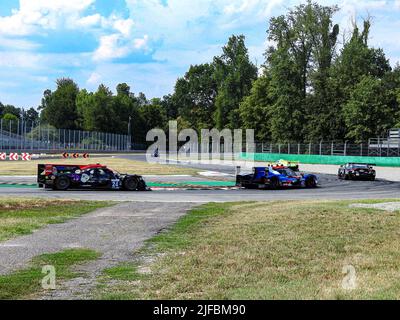 Ausdauer - ELMS Test Monza 2022 - 01.07.2022 24 NIELSEN RACING GBR G Oreca 07 - Gibson pro/AM Rodrigo Sales (USA) B Matthew Bell (GBR) S Ben Hanley (GBR) 40 GRAFF RACING FRA G Oreca 07 - Gibson pro/AM Eric Trouillet (FRA) B Sebastien Page (CHE) B David Droux (CHE) Stockfoto