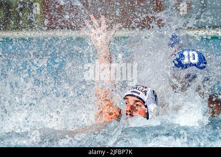 BUDAPEST, UNGARN - 1. JULI: Nichols Presciutti von Italien während der FINA World Championships Budapest 2022 Halbfinale zwischen Italien und Griechenland am 1. Juli 2022 in Budapest, Ungarn (Foto: Albert ten Hove/Orange Picts) Stockfoto