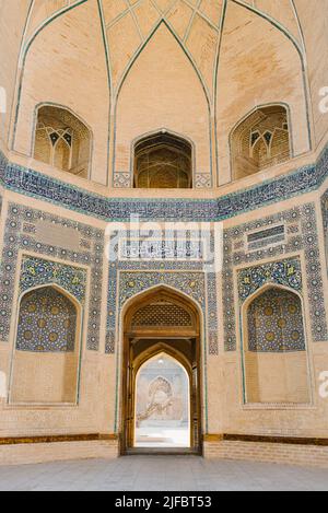 Buchara, Usbekistan. März 2022. Miri Arab Madrasah Stockfoto