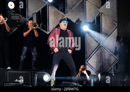 30. Juni 2022, Turin, Italia, Italien: Vasco Rossi spielt live im Turin Stadium. (Bild: © Bruno Brizzi/Pacific Press via ZUMA Press Wire) Stockfoto