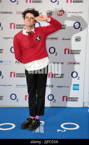 Jul 01, 2022 - London, England, UK - YUNGBLUD nimmt an der Norhoff Robbins O2 Silver Clef Awards 2022, Grosvenor House Hotel Teil Stockfoto