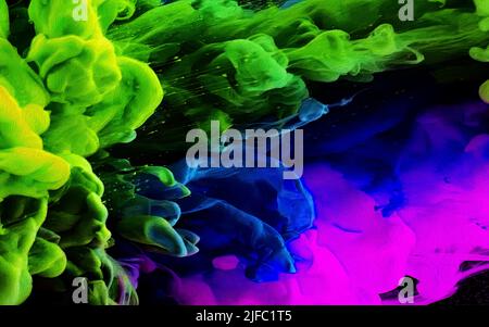 3D Illustration abstrakte Bewegung Farbe Tropfen im Wasser, Tinte wirbeln in, bunte Tinte Abstraktion.Phantasie Traum Wolke von Tinte unter Wasser. Stockfoto