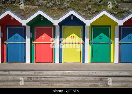 Bunte Strandhütten Barry Island South Wales Großbritannien Stockfoto