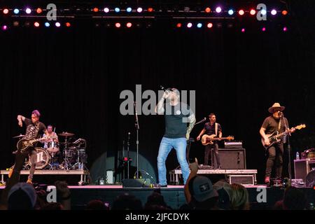 Milwaukee, USA. 30.. Juni 2022. Michael Ray beim Summerfest Music Festival am 30. Juni 2022 in Milwaukee, Wisconsin (Foto: Daniel DeSlover/Sipa USA) Quelle: SIPA USA/Alamy Live News Stockfoto