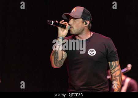 Milwaukee, USA. 30.. Juni 2022. Michael Ray beim Summerfest Music Festival am 30. Juni 2022 in Milwaukee, Wisconsin (Foto: Daniel DeSlover/Sipa USA) Quelle: SIPA USA/Alamy Live News Stockfoto