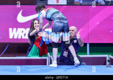 Rom, Italien. 01.. Juli 2022. Birgul Soltanova (AZE) Jubel WW 62kg während der Europameisterschaft 2022 U20, Wrestling in Rom, Italien, Juli 01 2022 Quelle: Independent Photo Agency/Alamy Live News Stockfoto