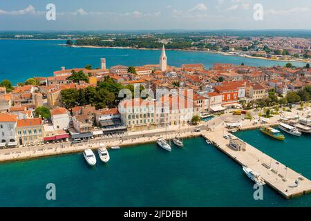 Luftaufnahme der Stadt Porec, Istra, Kroatien Stockfoto