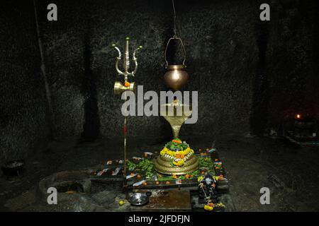 Shiv Tempel, Shiv Lingam, Höhlen Tempel Stockfoto