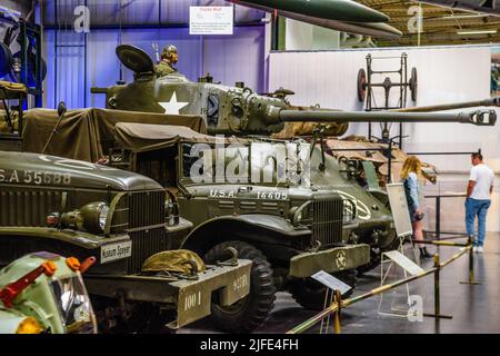 SINSHEIM, DEUTSCHLAND - MAI 2022: us-amerikanischer Mittelpanzer Sherman M4 WW2 1943 Stockfoto