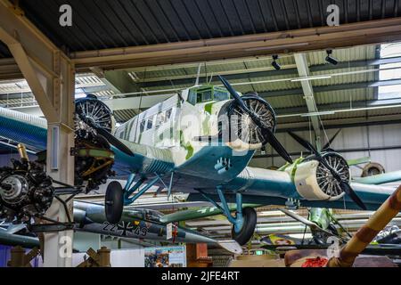 SINSHEIM, DEUTSCHLAND - MAI 2022: Transportmittelbomberflugzeug Junkers JU 52 3m Tante Tante Ju Iron Annie 1930 WW2 3. reich nazi-Deutschland Luftwaffe Stockfoto