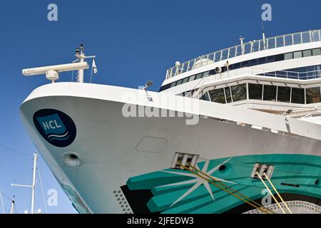 Kusadasi, Türkei - Juni Mai 2022: Bug des norwegischen Jade-Kreuzfahrtschiffes, das von NCL betrieben wird. Stockfoto